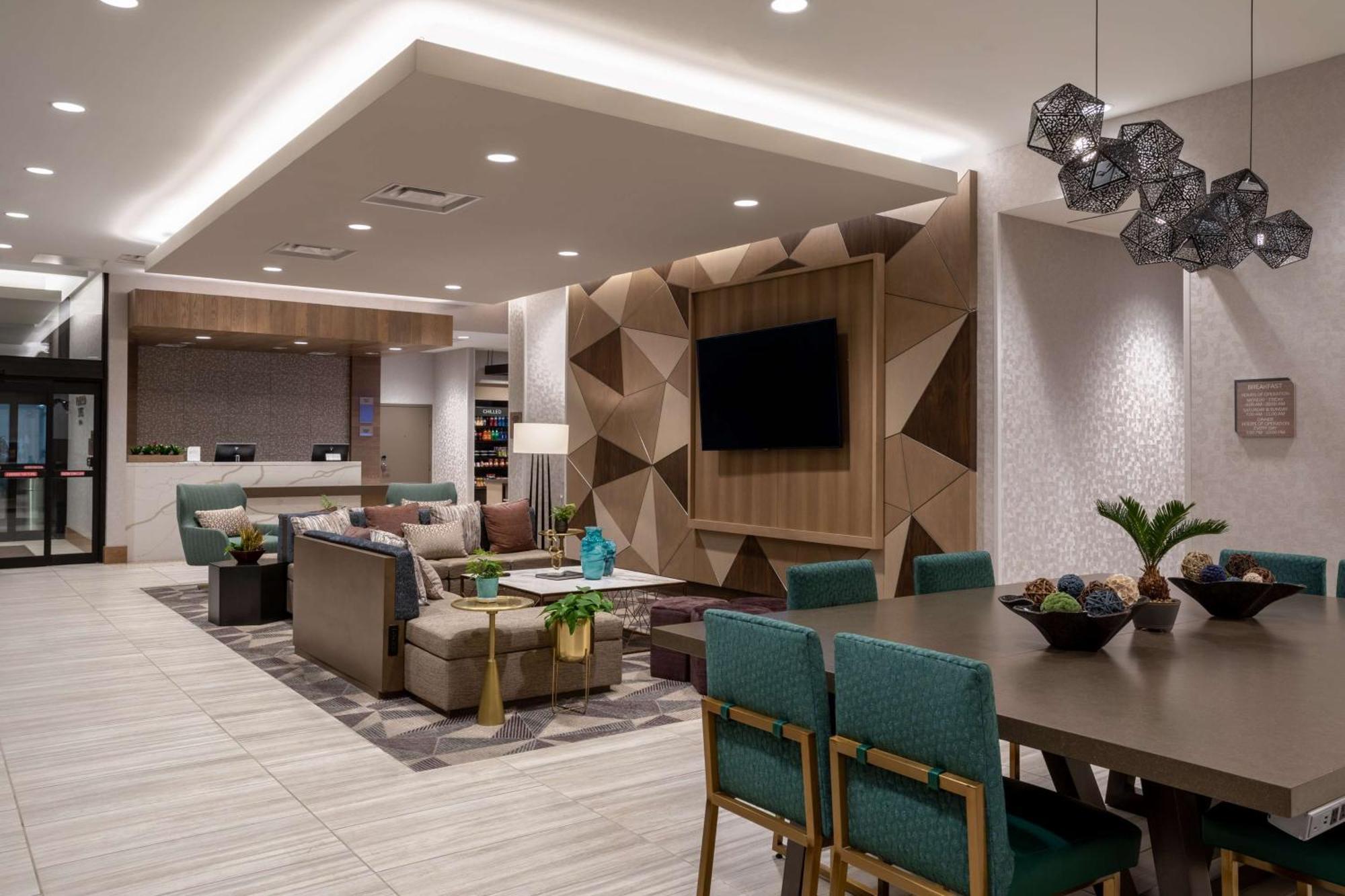 Hilton Garden Downtown, Nm 3*
